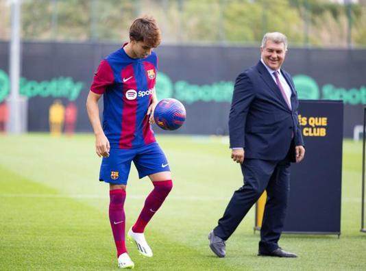 1693979288942055422.jpg AA1gfKZQ.jpg